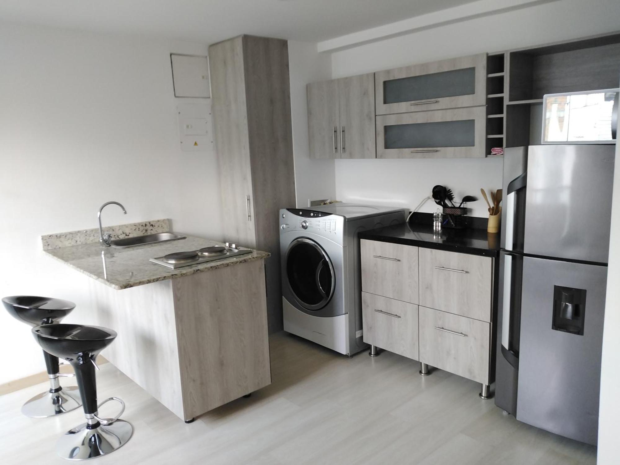 San Peter Suites Medellín Esterno foto