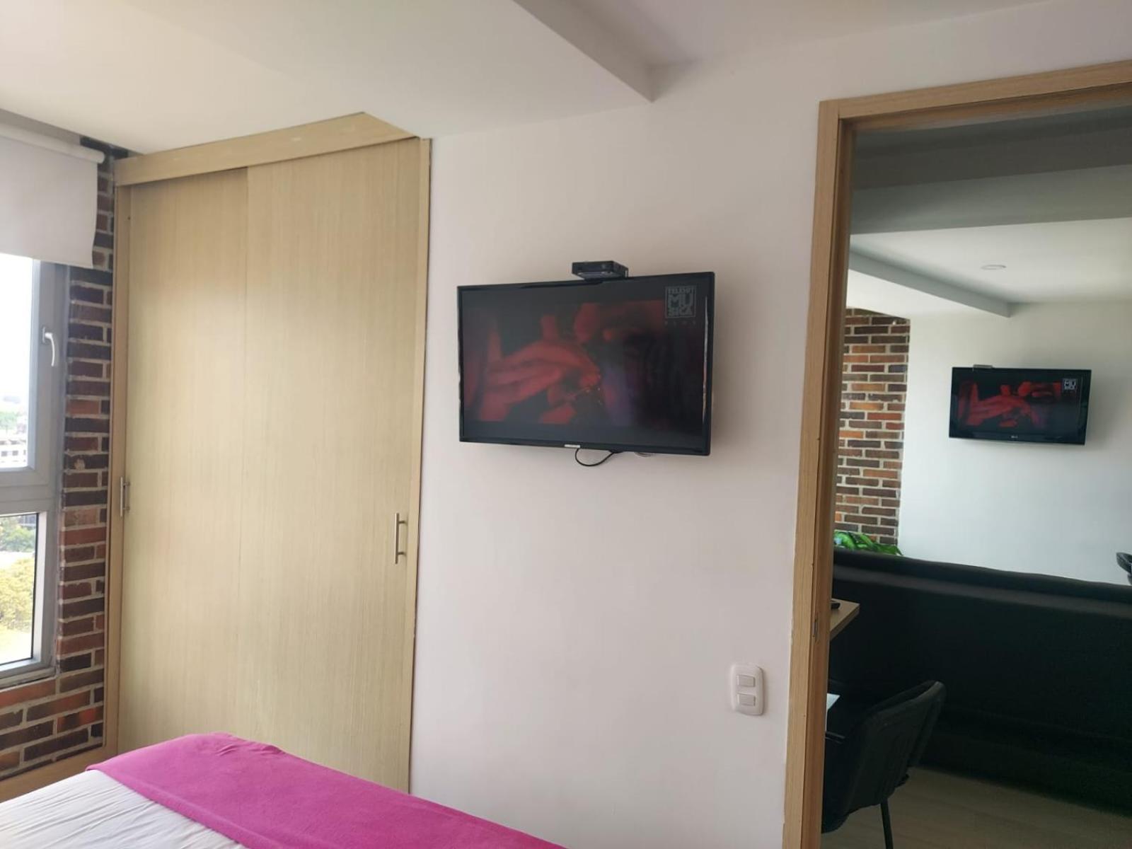 San Peter Suites Medellín Esterno foto