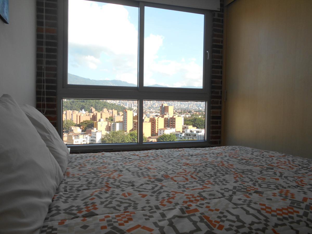 San Peter Suites Medellín Esterno foto